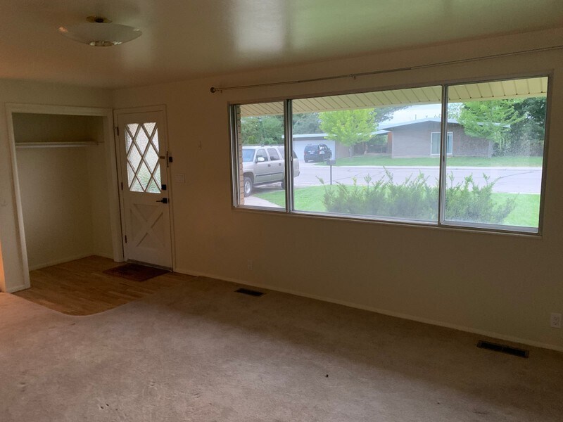 Building Photo - 3180 N 175 E