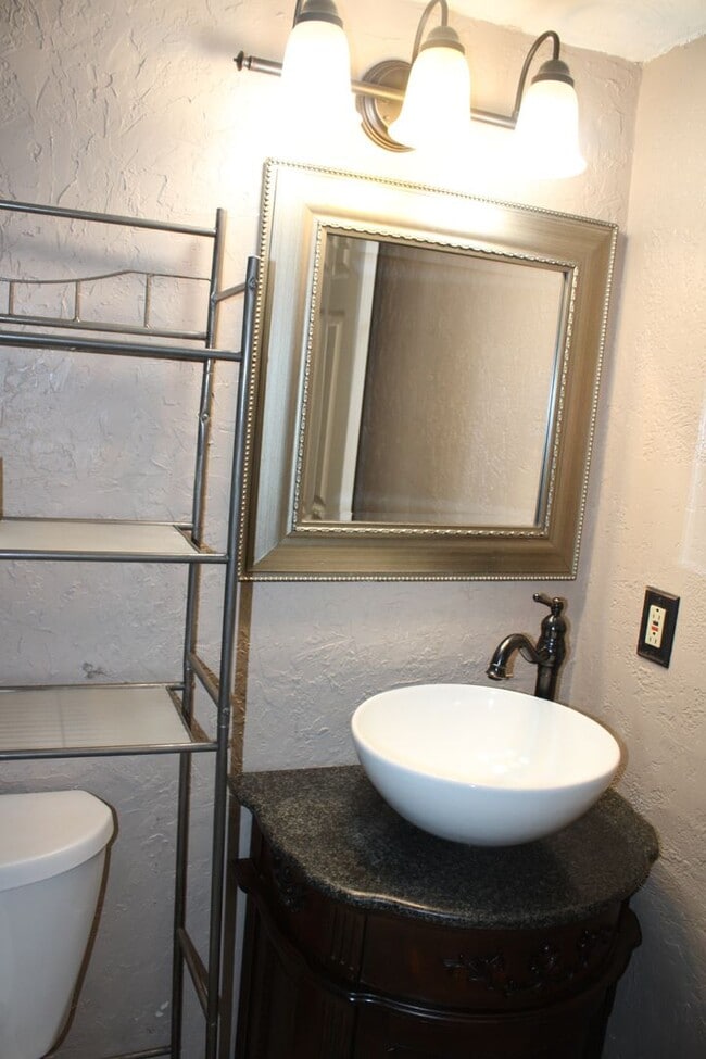 Building Photo - HOLIDAY SPECIAL-One Month FREE with 12 Month Lease!