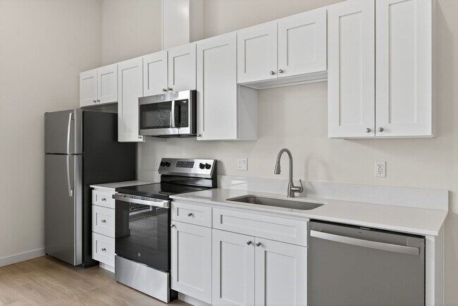 Interior Photo - Powell Heights