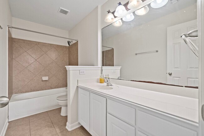 Building Photo - 25210 Doves Gate Ct