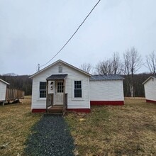 Building Photo - 450 Church Rd