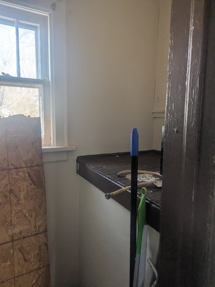 Building Photo - 2909 W Wyoming St