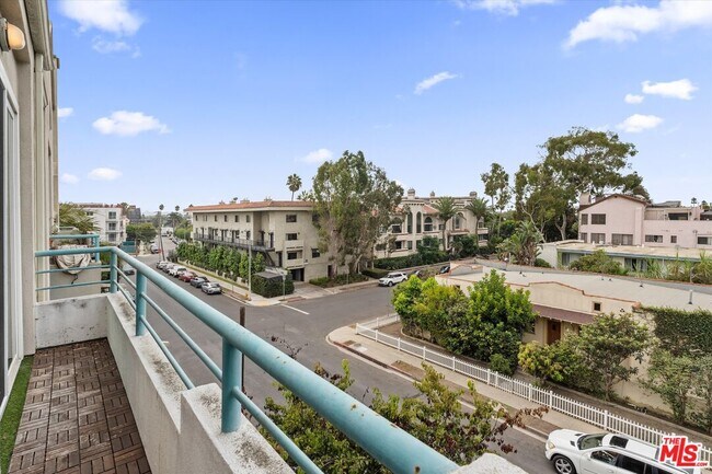 Building Photo - 12773 Caswell Ave