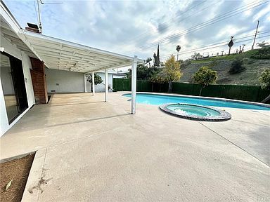 Building Photo - 23010 Sunset Crossing Rd