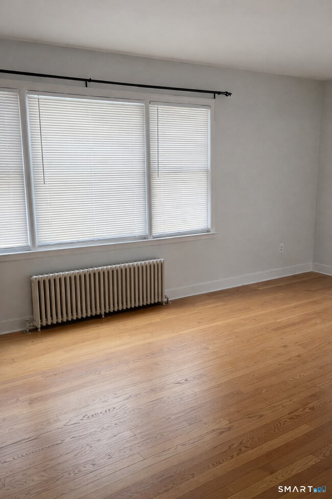 Building Photo - 53 Nordstrand Ave