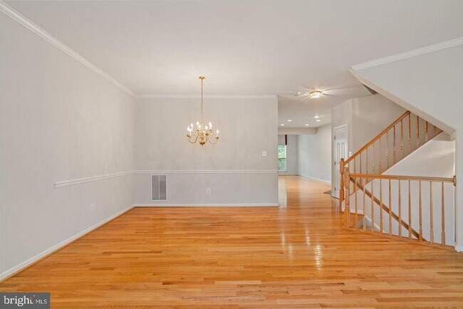 Building Photo - 13280 Maple Creek Ln