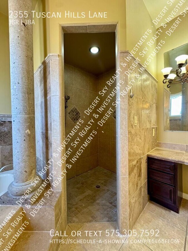 Building Photo - 2355 Tuscan Hills Ln