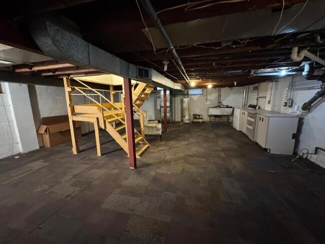 Building Photo - 11478 Engleman Rd