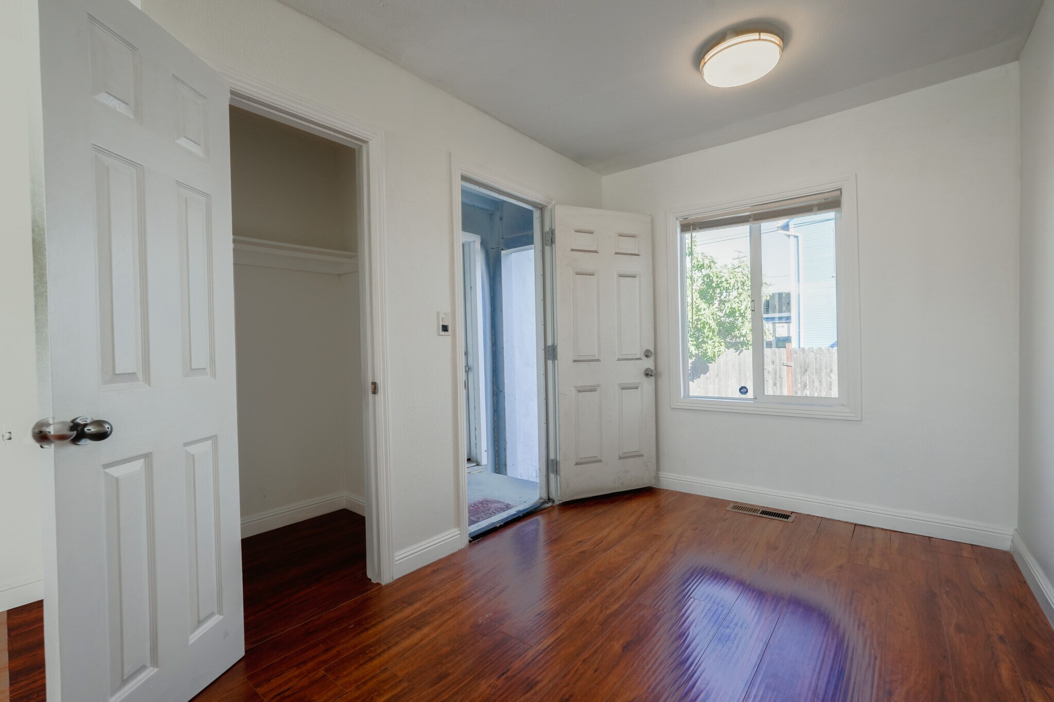Building Photo - 3765 Angelo Ave