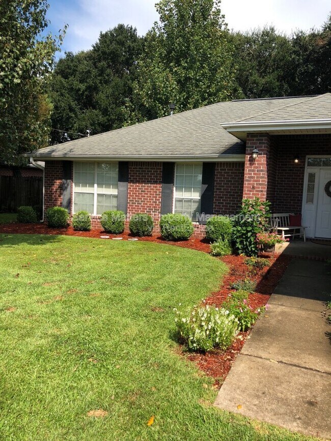 Building Photo - 4742 Spencer Oaks Blvd