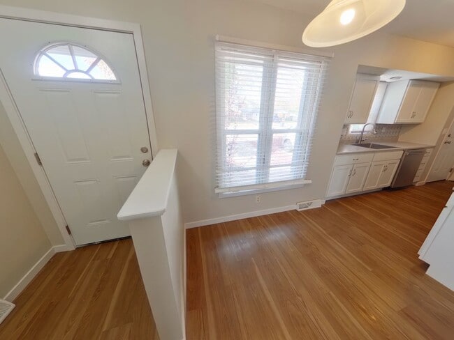 Building Photo - 1224 Richmond St