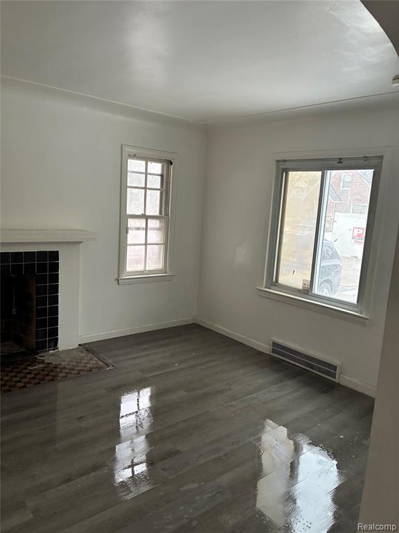 Building Photo - 12218 Maiden St