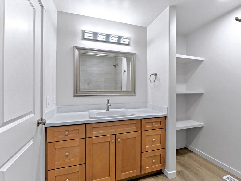 Building Photo - 2773 Caspian Wy