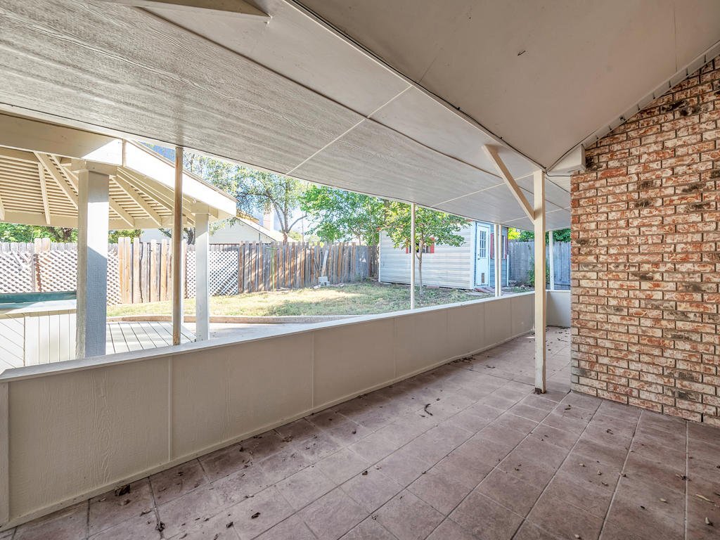 Building Photo - 307 Illinois Dr