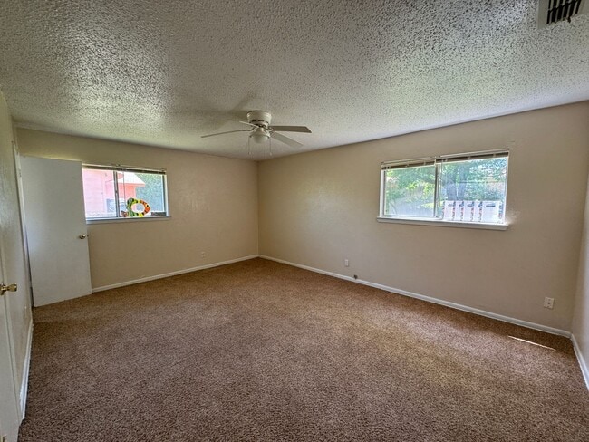 Building Photo - 3-Bedroom House for Rent in Killeen