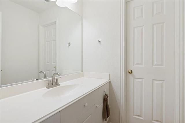 Building Photo - 7531 Maribeth Dr