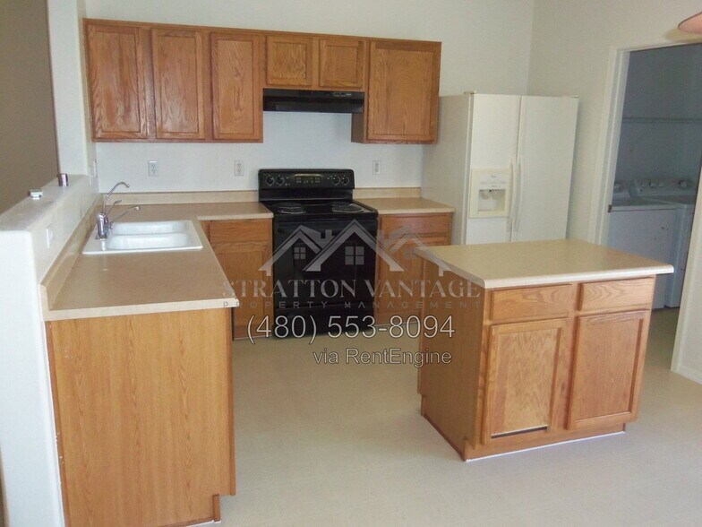 Building Photo - 6526 W Riva Rd