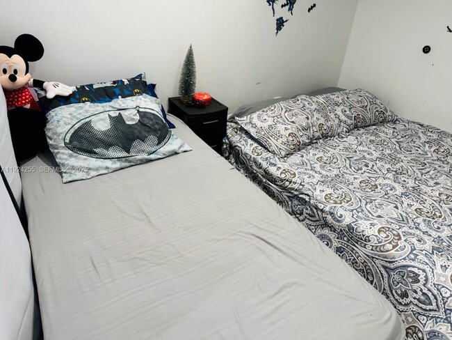 Building Photo - 6831 SW 2nd St