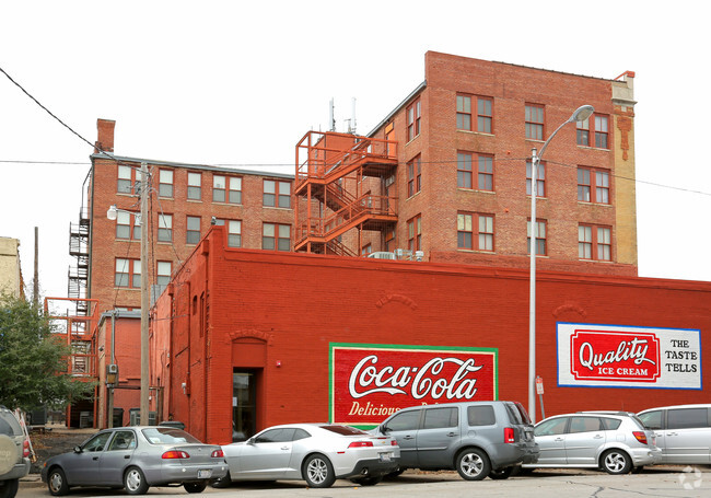 Building Photo - Berryhill Apartments