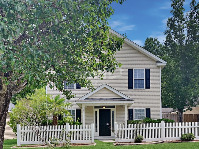 Building Photo - 325 Sunburst Way