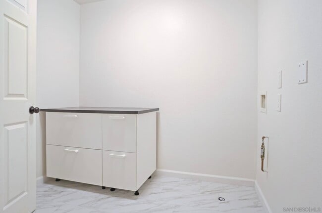 Building Photo - 1710 Ravenrock Ct