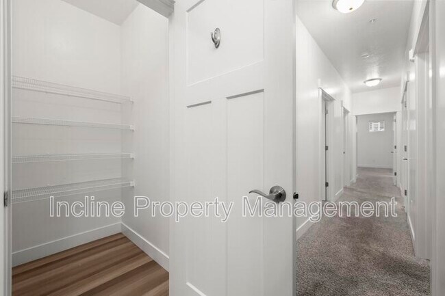 Building Photo - 750 N 260 W