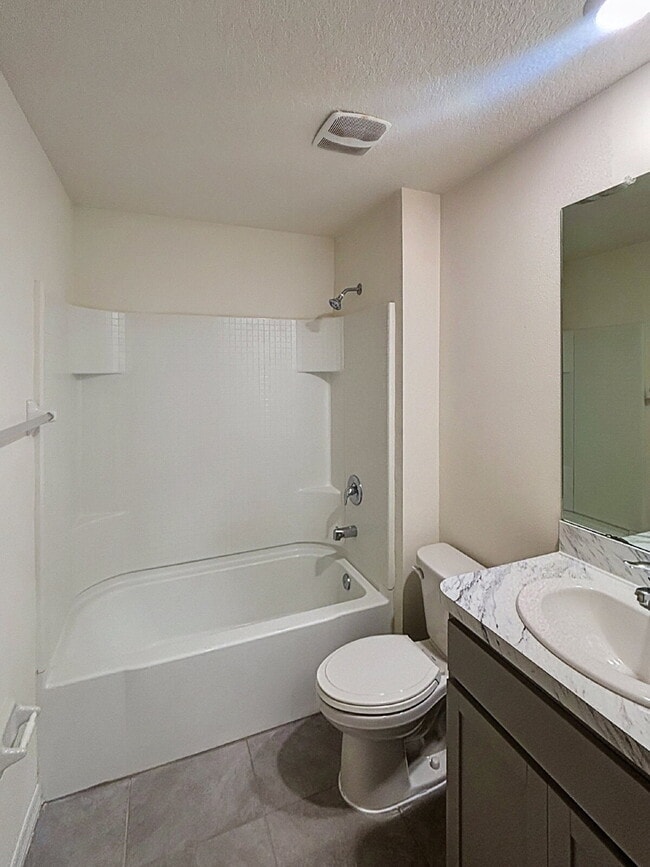 Building Photo - Beautiful 4-Bedroom Modern Home in the Desirable Brookside Community | Ruskin