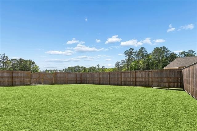 Building Photo - 60399 Vermillion Dr