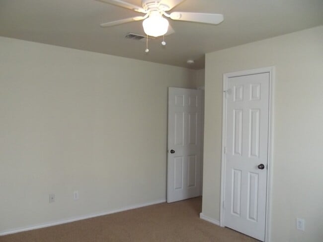 Building Photo - Large 3/2/2 Home in Monterey - Frenship School District