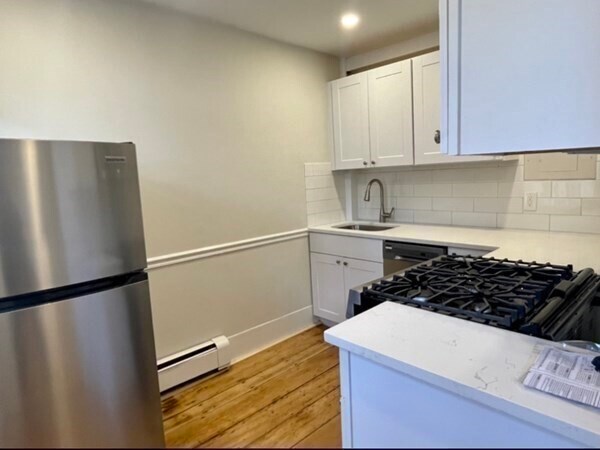 Building Photo - 39 Fayette St