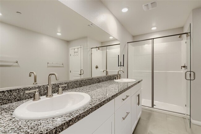 Building Photo - 10790 Wild Parsley Ave