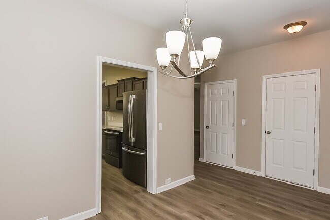 Building Photo - 27 Sandstone Pl