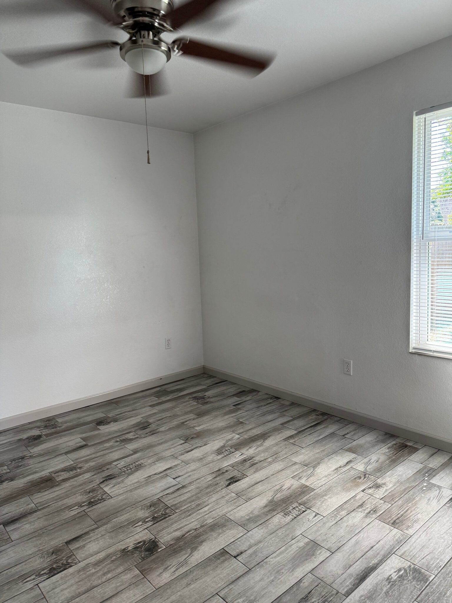 Building Photo - 3393 Green Briar Cir