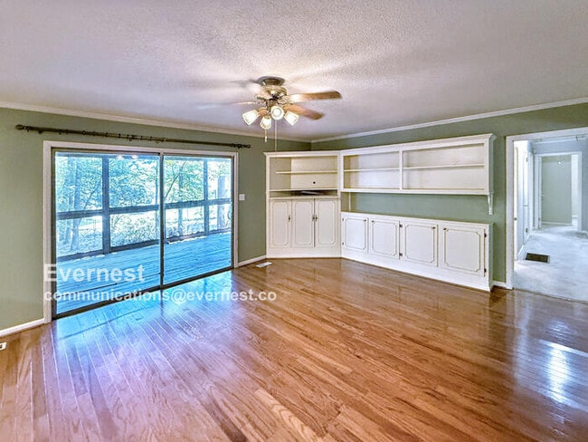 Building Photo - 2723 Acton Rd