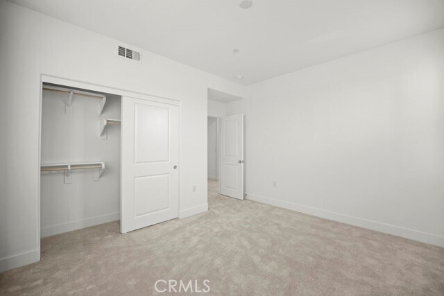 Building Photo - 430 Lobata