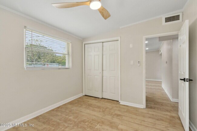 Building Photo - 10341 Agave Rd