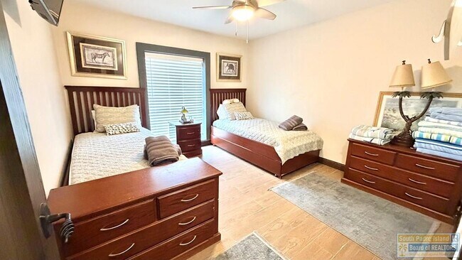 Building Photo - 106 W Morningside Dr