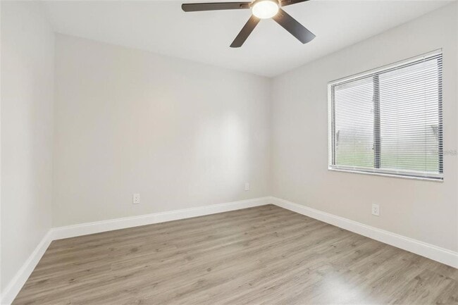 Building Photo - 1052 Manchester Cir
