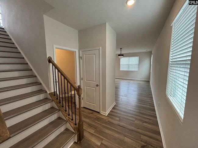 Building Photo - 520 Richmond Rd