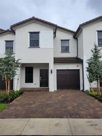 Building Photo - 218 SW 159th Dr