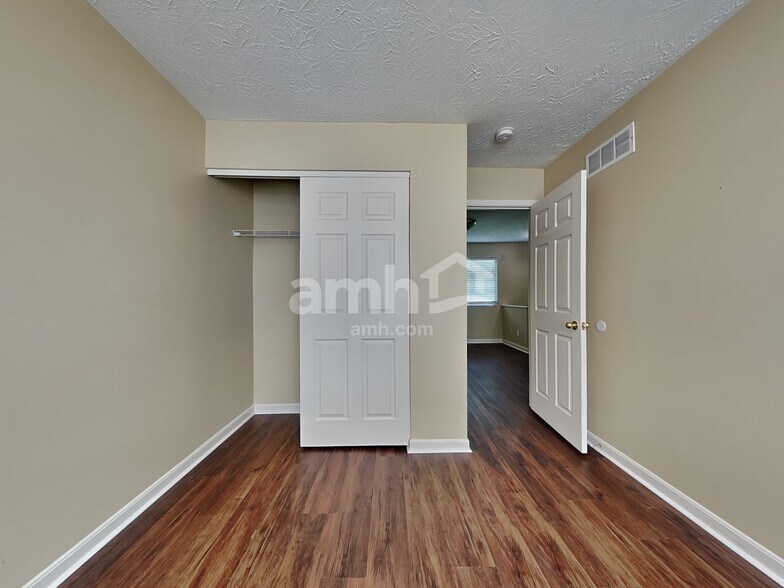 Building Photo - 1851 Treeshade Ct