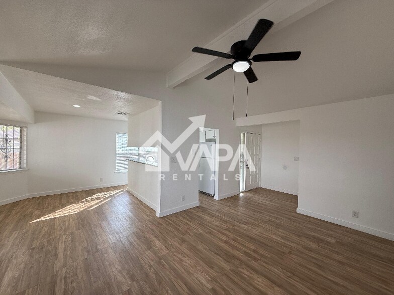 Building Photo - 7131 Cork Dr