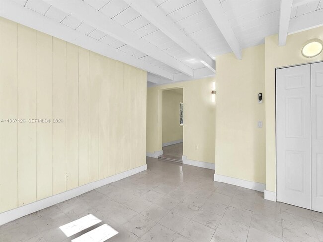 Building Photo - 6520 SW 63rd Ct