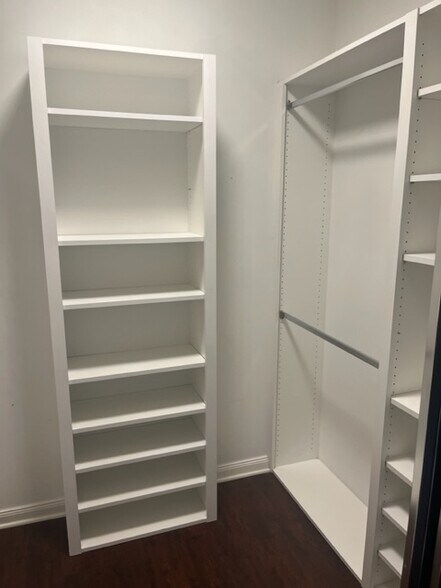 Custom shelving in closets - 3518 Zanzibar Way