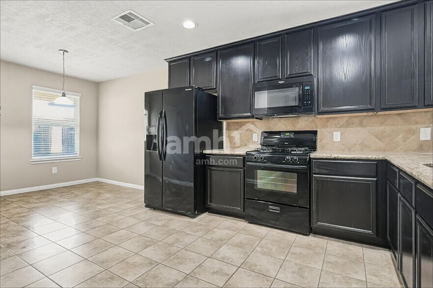 Building Photo - 19534 Aventine Plantation Dr