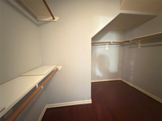 Building Photo - 10906 Panther Ct