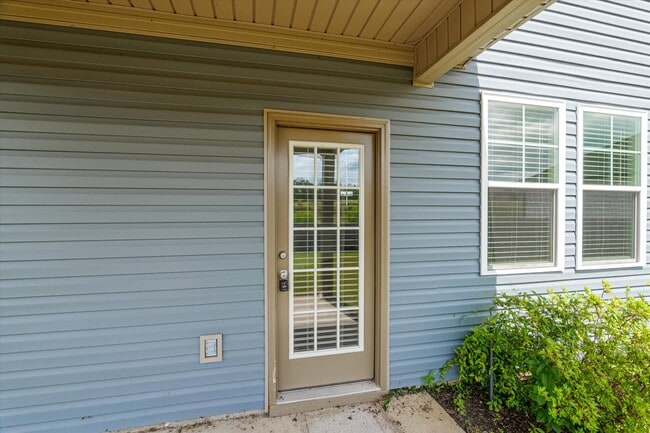 Building Photo - 948 Newburn Dr