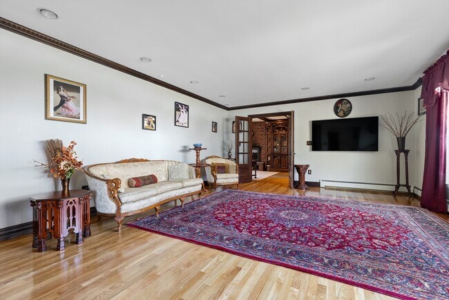 Building Photo - 10 Stonewood Dr