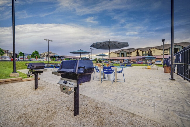 The Emerson apartments — community photo - The Emerson