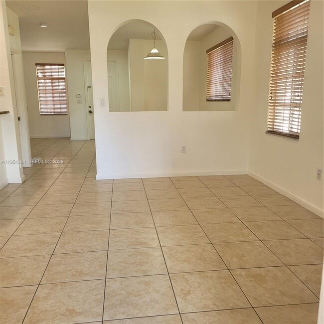 Building Photo - 27301 SW 140th Ct